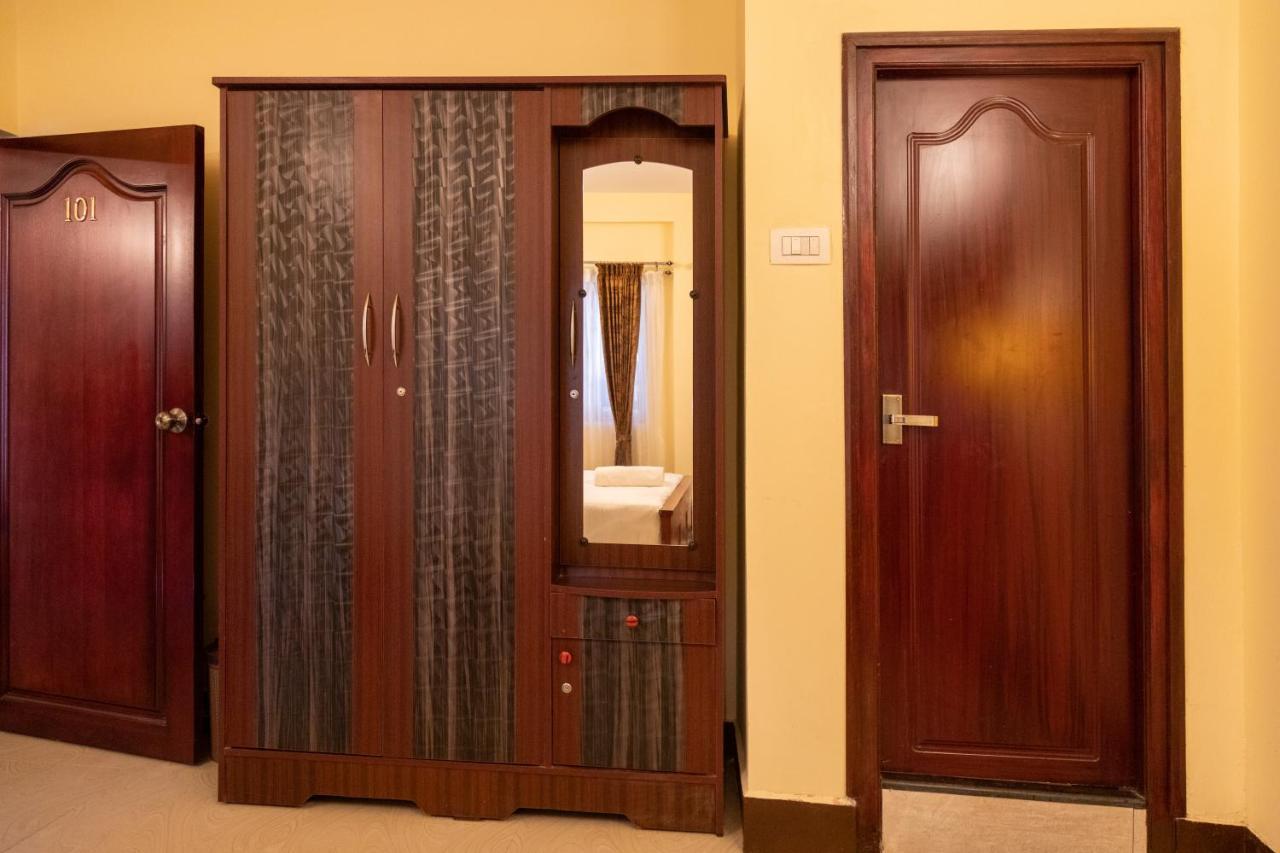 Aakash Rooms And Cottages, Ooty Exteriér fotografie
